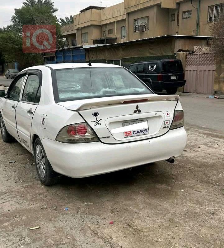 ميتسوبيشي لانسر